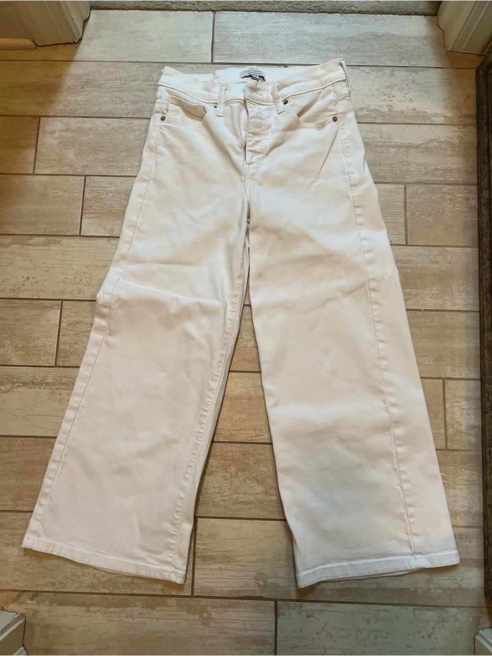 Banana Republic Wide-Leg White Jeans